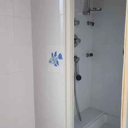 Joli Rez De Jardin Avec Piscine Apartment *