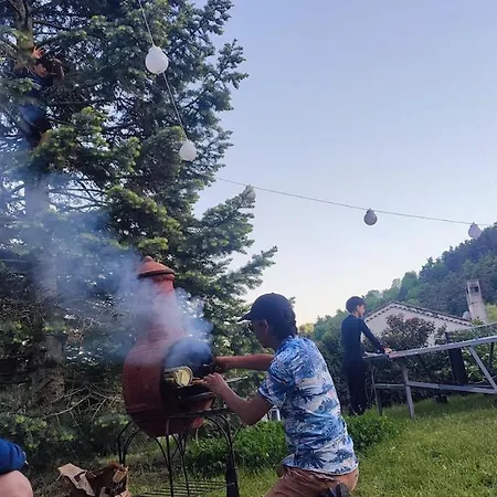 Joli Rez De Jardin Avec Piscine Apartman *
